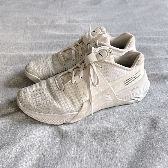 Nike Metcon, white size 8 - Picture 1 of 2